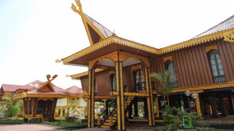 Sejarah, Ciri-ciri, Fungsi dan Keunikan Rumah Selaso Jatuh Kembar , Rumah Adat Kepulauan Riau