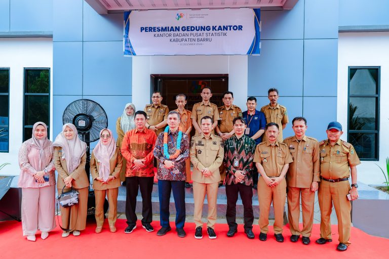 Plh. Sekda Barru Hadiri Peresmian Gedung Baru BPS Kabupaten Barru