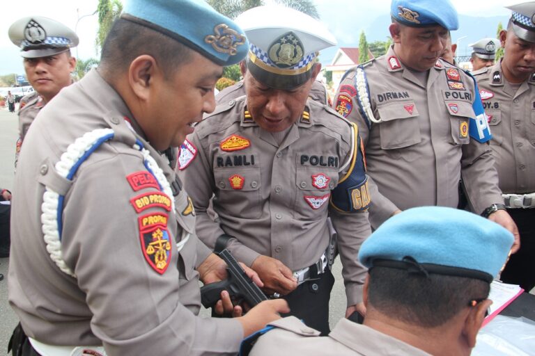Serentak, Bidpropam Polda Sulteng dan Polres Gelar Penertiban Senjata Api