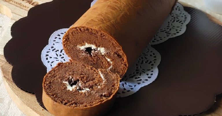 Resep Chocolate Roll Cake, Kue Favorit yang Menggoda