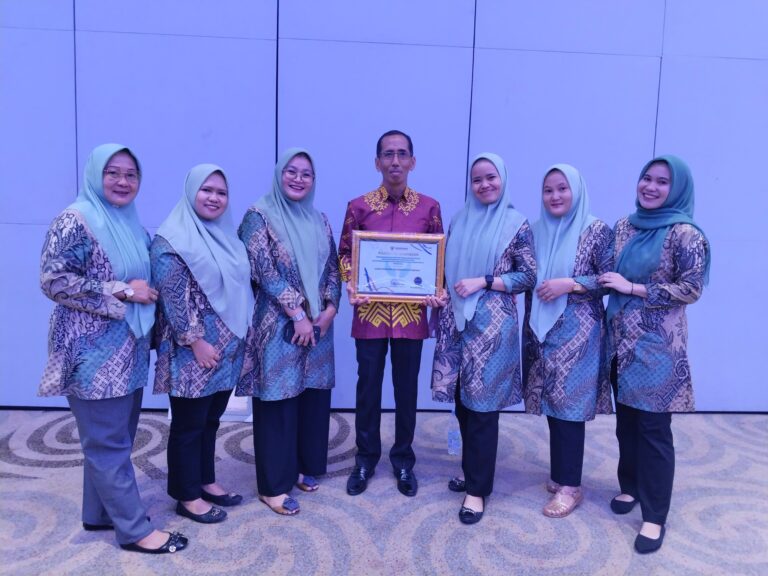 Dinas Pendidikan Pinrang Raih Penghargaan Pelayanan Publik Terbaik 2024
