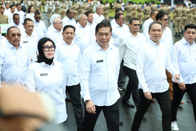 Gladi Bersih Pelantikan Kepala Daerah Digelar di Monas, Bupati Barru Terpilih Tetap Semangat di Tengah Gerimis