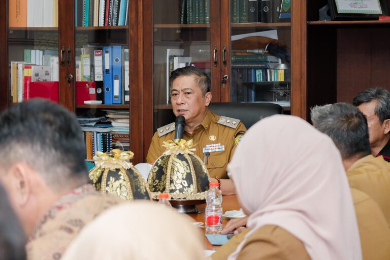 Wakil Bupati Barru Terima Tim Puslitbang Witari LPPM Unhas Bahas Pengembangan Tata Kelola Lahan Pertanian Berbasis Geo AI