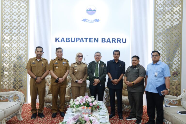 Anggota Komisi II DPR RI, Taufan Pawe, Lakukan Kunjungan Kerja Spesifik ke Barru Bahas Pengawasan Dana Transfer Pusat ke Daerah
