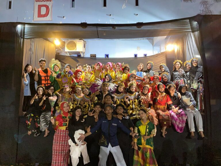 PENADIPA Institut Andi Sapada Menggema dengan Tari Legendaris