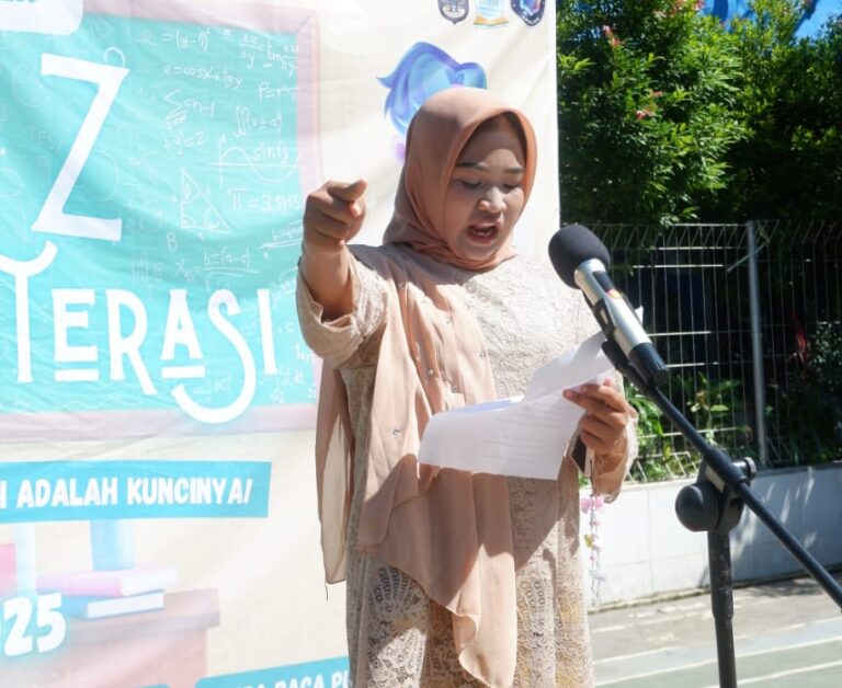 Perpustakaan Lagaligo SMPN 4 Makassar Gelar Lomba Literasi Sambut Hardiknas 2025