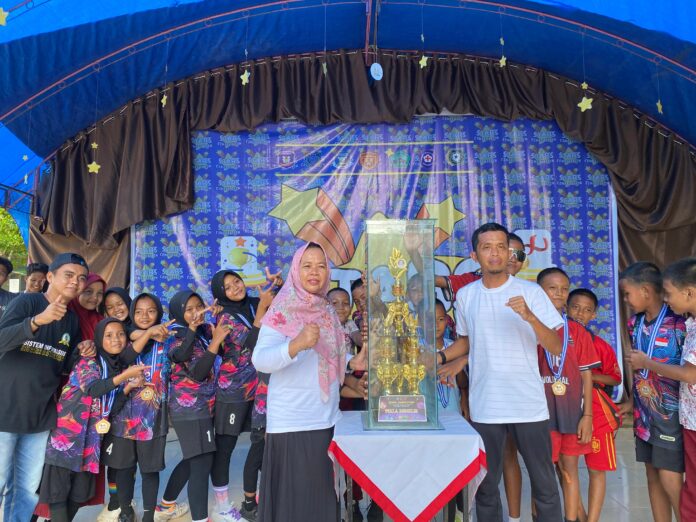 SDN 151 Bunne resmi dinobatkan sebagai juara umum Stars Competition 2025.