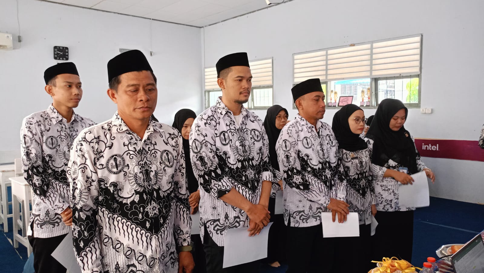 Kompak dan Inspiratif! Konferensi PGRI SMKN 3 Soppeng Berlangsung Sukses