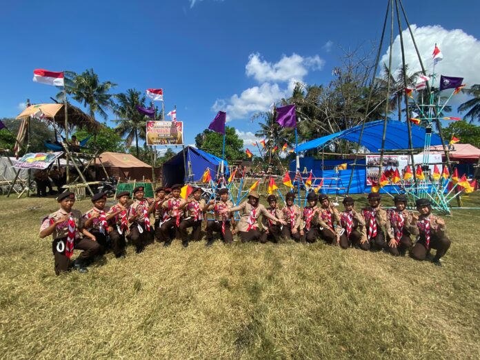 Pramuka SMP 2 Ulaweng bersama Pembina