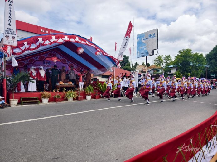 Lomba Gerak Jalan Antarsekolah