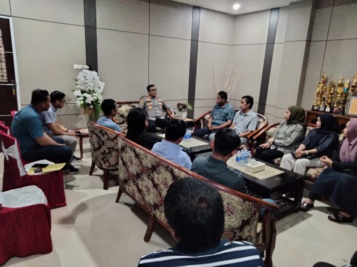 Rapat Polres Barru Bahas Layanan BBM Subsidi untuk Nelayan dan Petani (Dok. Humas Polres Barru)