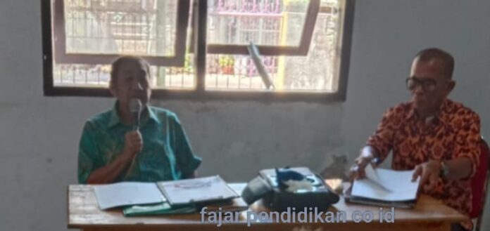 Pertemuan penuh cerita, ide, dan semangat baru. Dari koperasi hingga kegiatan PWRI , semua demi kebersamaan dan kesejahteraan anggota.