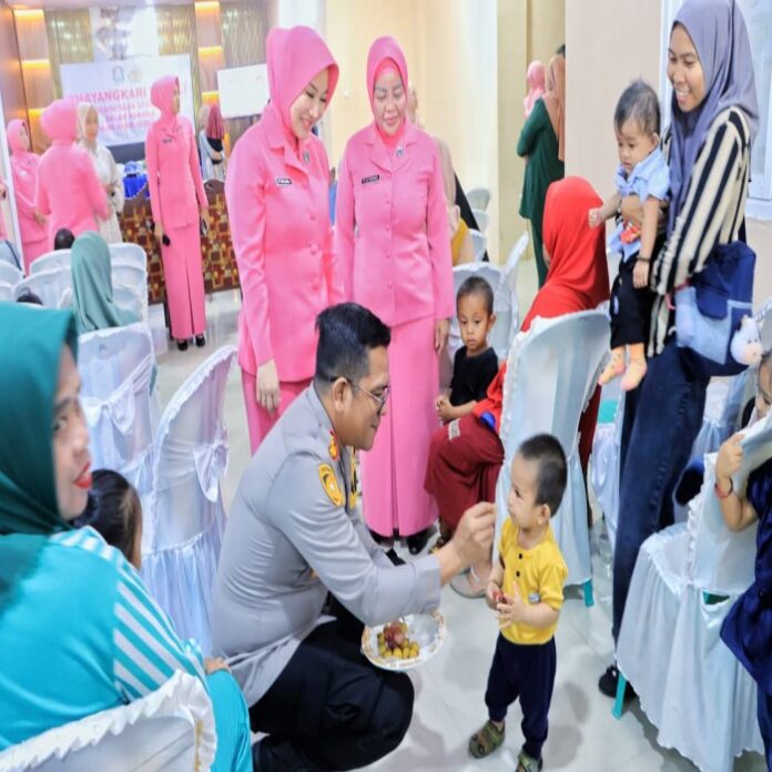 Dr. Rina Elvia Lubis menegaskan, stunting dapat dicegah dengan pola makan sehat, pola asuh tepat, dan perawatan anak, terutama pada 1.000 hari pertama kehidupan.
