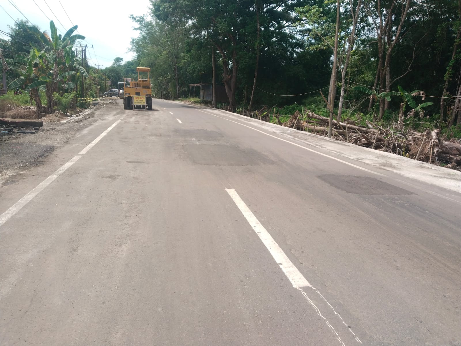 Jalan Barru–Soppeng: tambal-menambal, tapi tetap naik-turun! Tak Rata
