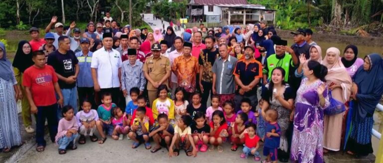 Lama Rusak, Kini Mulus: Warga Passedde Barru Gelar Syukuran