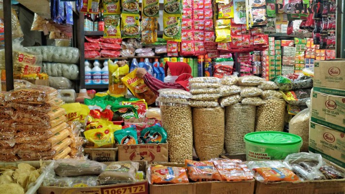 Harga Sembako di Barru Stabil, Polisi Turun Pantau Pasar