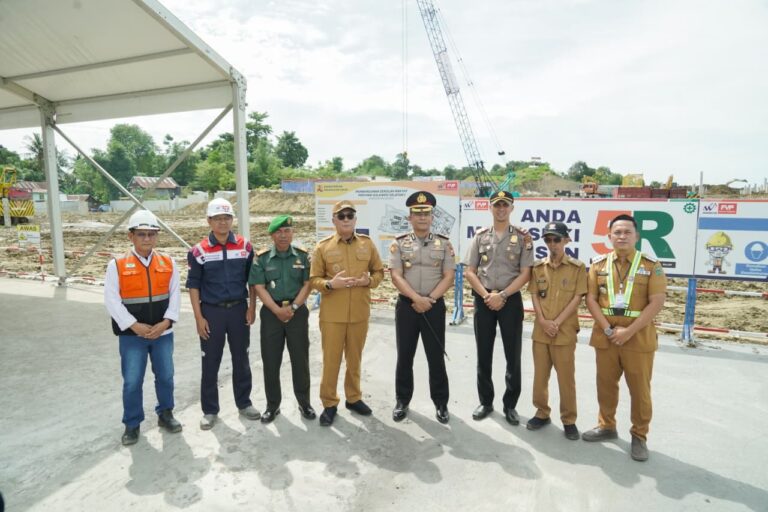 Pemkab Barru Hadiri Peresmian Nasional 166 Sekolah Rakyat oleh Presiden RI
