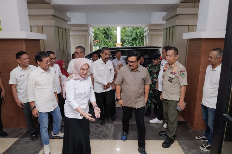 Bupati Barru Terima Kunjungan Hadi Tjahjanto, Perkuat Silaturahmi dan Jajaki Kerja Sama