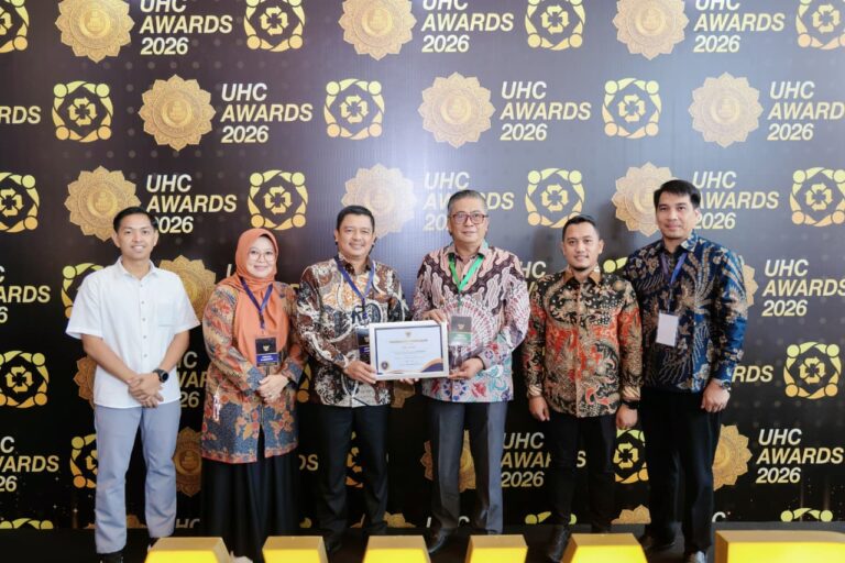 Pemkab Barru Raih Penghargaan UHC Awards 2026 Tingkat Nasional Kategori Madya