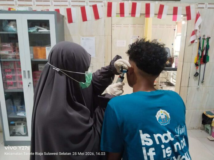 Telinga Mohammad Haikal dilaporkan mengalami luka dan kini masih menjalani pemeriksaan medis.