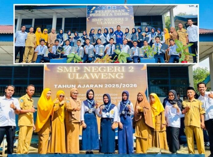 Foto bersama saat momen penamatan dan pelepasan di SMPN 2 Ulawenng
